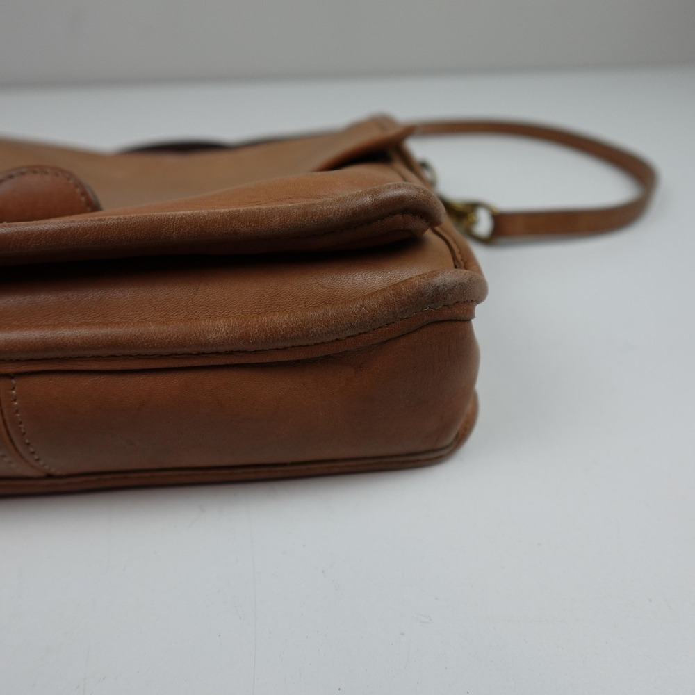 Vintage 1980s Coach Crossbody Shoulder Bag Womens Small Brown Leather USA - Picture 5 of 14
